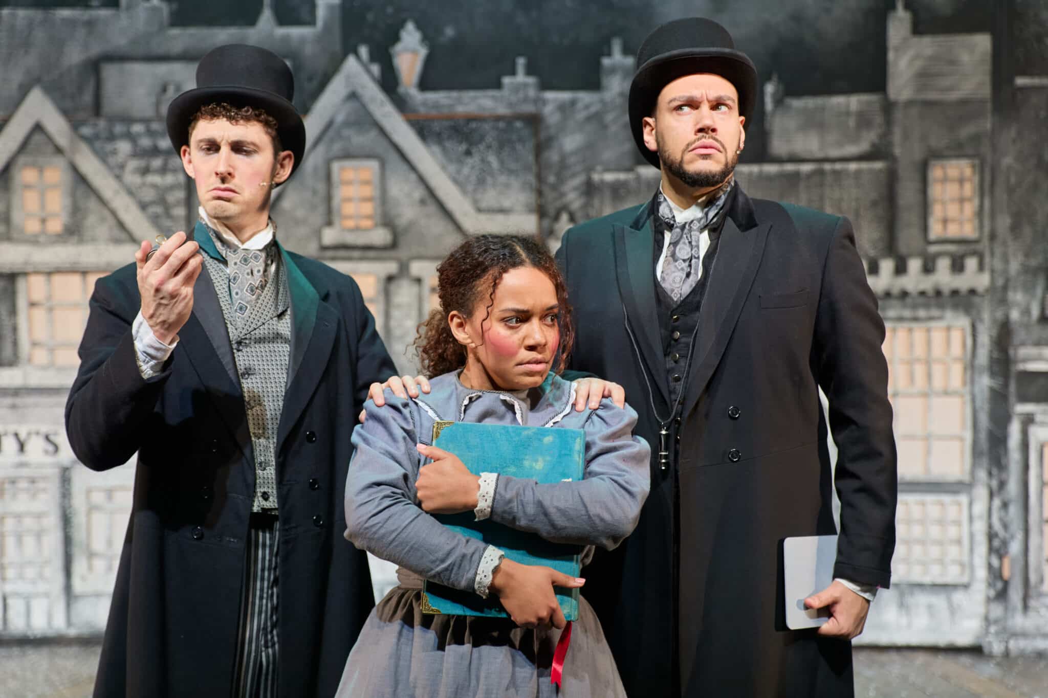 10.-Tales-of-the-Brothers-Grimm-at-the-Sherman-Theatre.-Photo-by-Mark-Douet-_50A8812-scaled 10.-Tales-of-the-Brothers-Grimm-at-the-Sherman-Theatre.-Photo-by-Mark-Douet-_50A8812-scaled